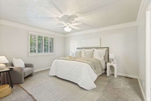 1077 E BROOK CIR, Kaysville, UT 84037
