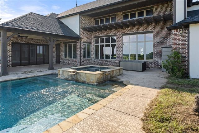 1442 County Road 313 E, Tyler, TX 75706