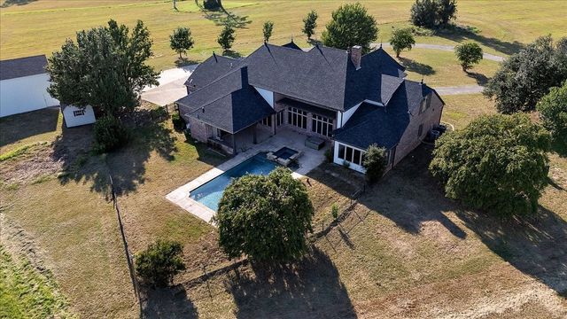 1442 County Road 313 E, Tyler, TX 75706