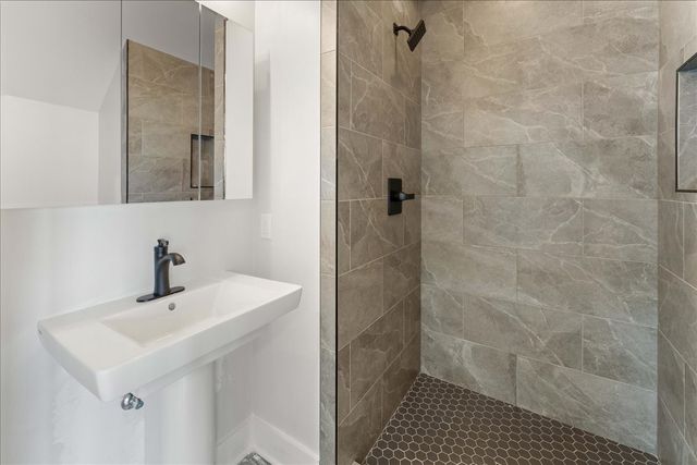 1442 County Road 313 E, Tyler, TX 75706