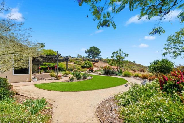 14505 Wildgrove Rd, Poway, CA 92064
