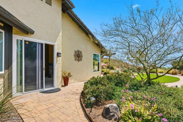 14505 Wildgrove Rd, Poway, CA 92064