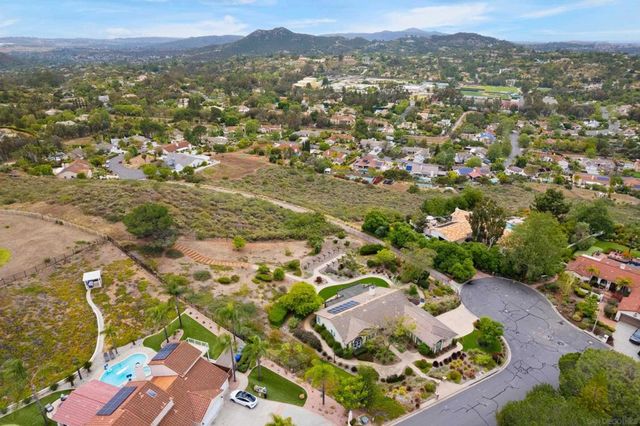 14505 Wildgrove Rd, Poway, CA 92064