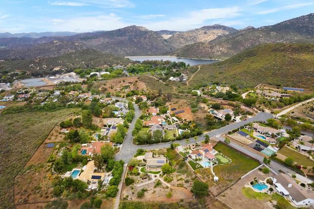 14505 Wildgrove Rd, Poway, CA 92064