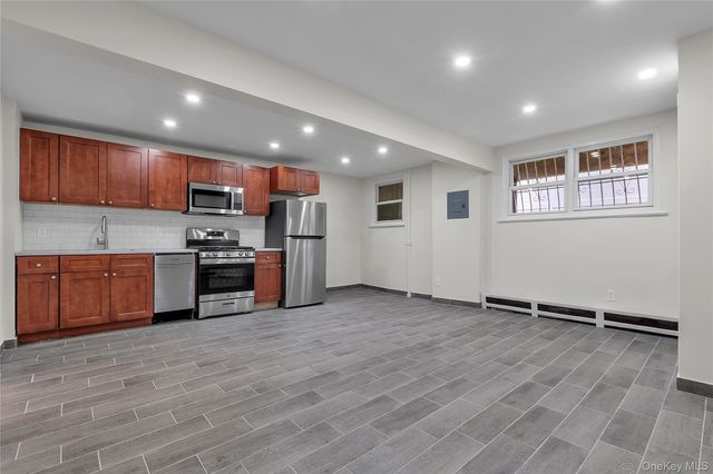 2709 Tenbroeck Avenue, Bronx, NY 10469