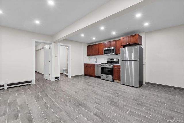 2709 Tenbroeck Avenue, Bronx, NY 10469