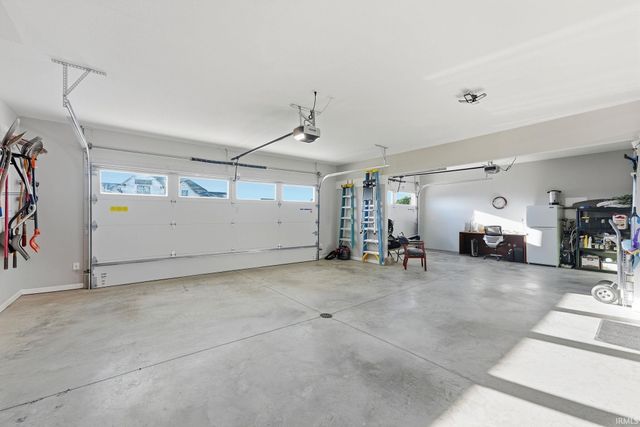 476 Keltic Pines Boulevard, Huntertown, IN 46748