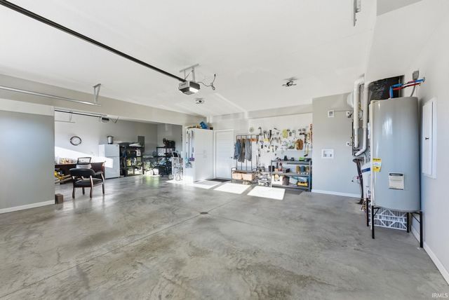 476 Keltic Pines Boulevard, Huntertown, IN 46748