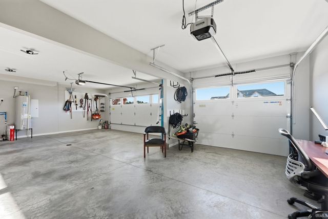 476 Keltic Pines Boulevard, Huntertown, IN 46748