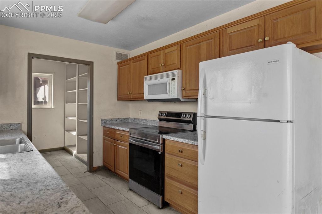 413 Mitchell Avenue, Ordway, CO 81063 — photo 4