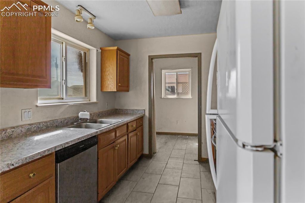 413 Mitchell Avenue, Ordway, CO 81063 — photo 5