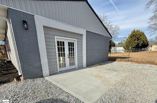 111 Westwood Drive, Belton, SC 29627