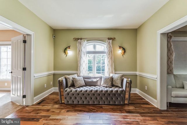 3370 PAPER MILL RD, Huntingdon Valley, PA 19006