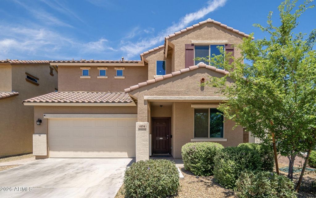 Image 1 of property listing at 6154 W EVERGREEN Road, Glendale, AZ 85302