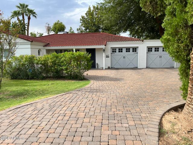 807 W SOLANO Drive, Phoenix, AZ 85013