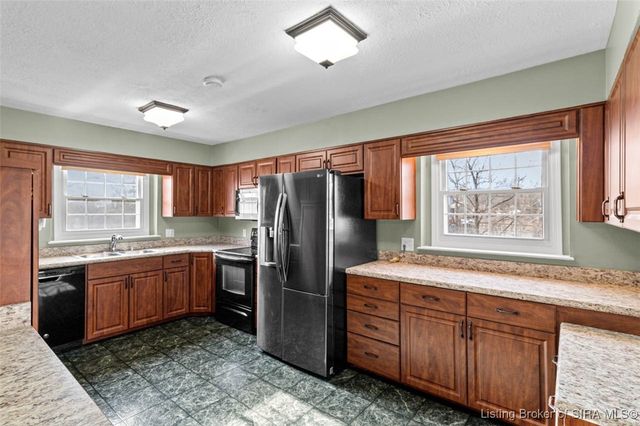 113 Farrington Drive, New Albany, IN 47150