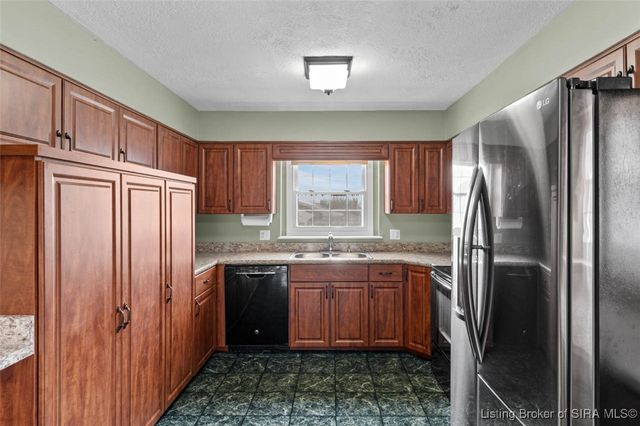 113 Farrington Drive, New Albany, IN 47150