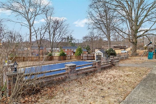 113 Farrington Drive, New Albany, IN 47150