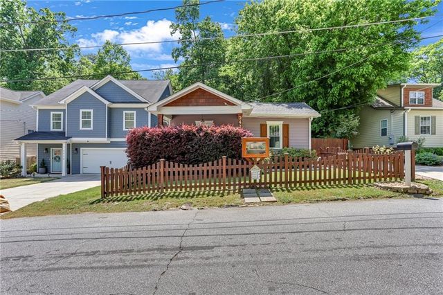 2428 Brantley Street NW, Atlanta, GA 30318