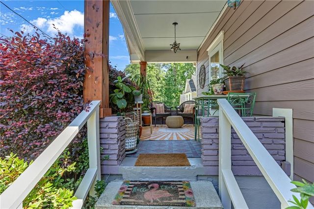 2428 Brantley Street NW, Atlanta, GA 30318
