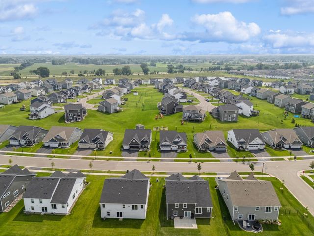 7587 Swan Street, Lino Lakes, MN 55038