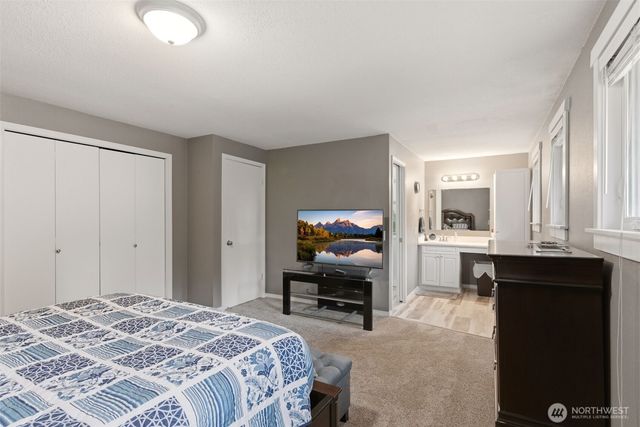 19005 63rd Street E, Lake Tapps, WA 98391