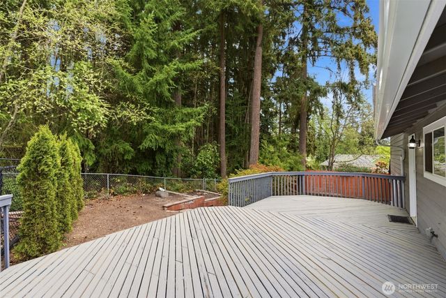 19005 63rd Street E, Lake Tapps, WA 98391