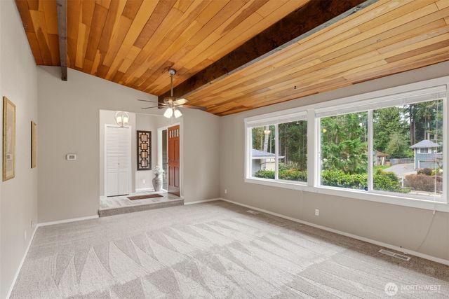 19005 63rd Street E, Lake Tapps, WA 98391