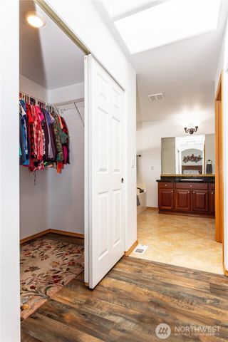 18103 SE 247th Street, Covington, WA 98042