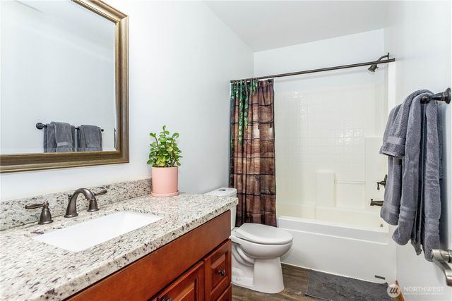 18103 SE 247th Street, Covington, WA 98042