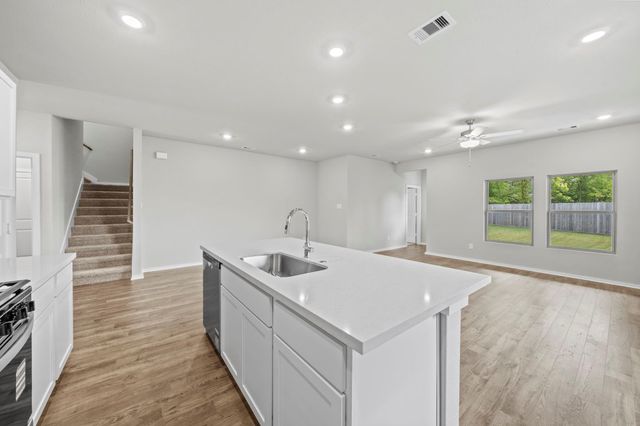 2782 Portugal Laurel Drive, Alvin, TX 77511