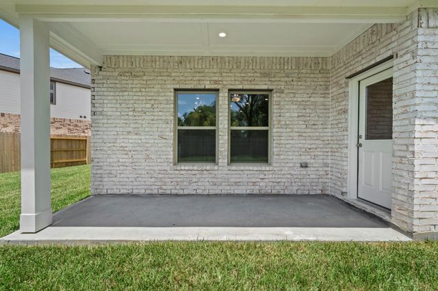 2782 Portugal Laurel Drive, Alvin, TX 77511
