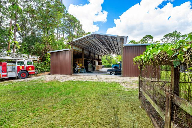 13530 N 59th Ct Court N, The Acreage, FL 33411