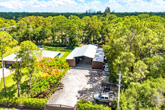 13530 N 59th Ct Court N, The Acreage, FL 33411