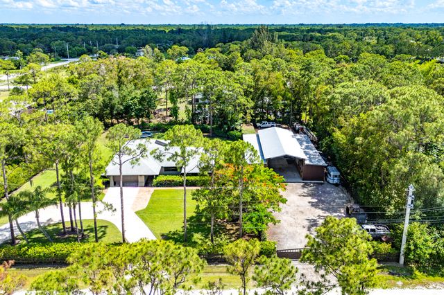13530 N 59th Ct Court N, The Acreage, FL 33411
