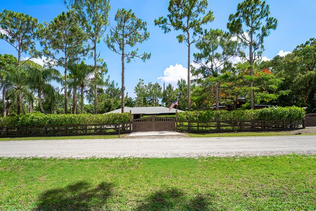 13530 N 59th Ct Court N, The Acreage, FL 33411