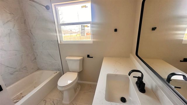 4719 NW Cheryl Blvd, Lawton, OK 73505