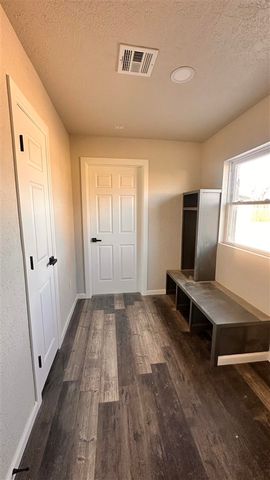 4719 NW Cheryl Blvd, Lawton, OK 73505