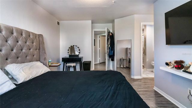 7270 WESTPOINTE BOULEVARD 914, Orlando, FL 32835