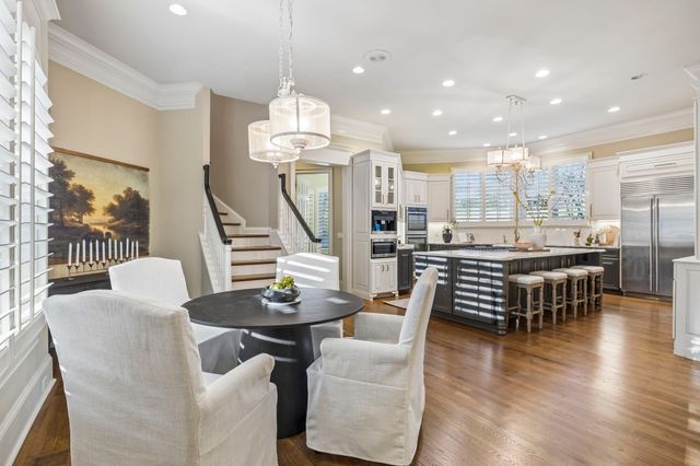 384 Lake Valley Dr, Franklin, TN 37069