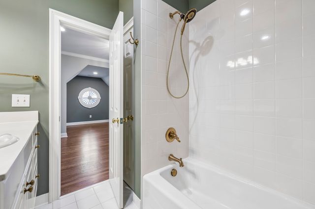 384 Lake Valley Dr, Franklin, TN 37069