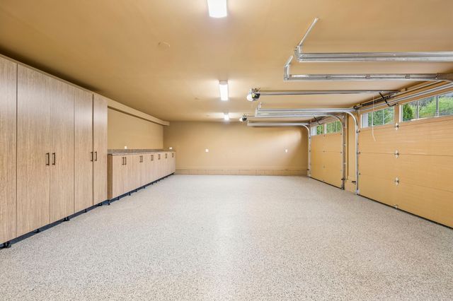 384 Lake Valley Dr, Franklin, TN 37069