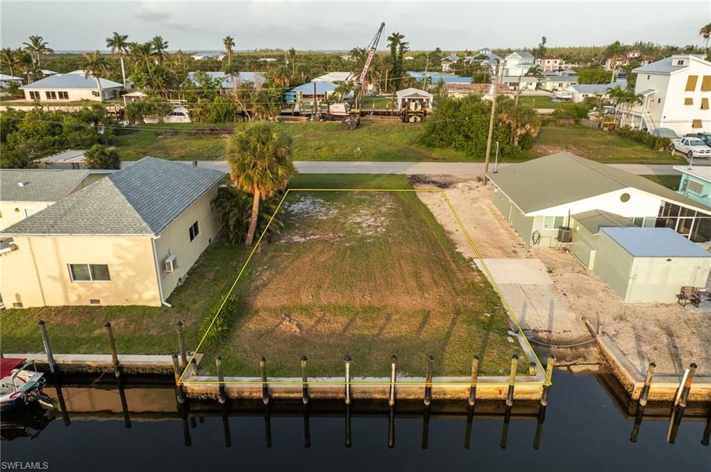 16351 Porto Bello ST, Bokeelia, FL 33922
