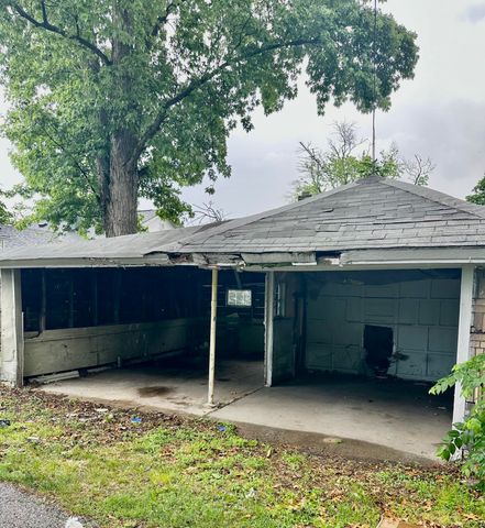 216 N Calumet Avenue, Michigan City, IN 46360