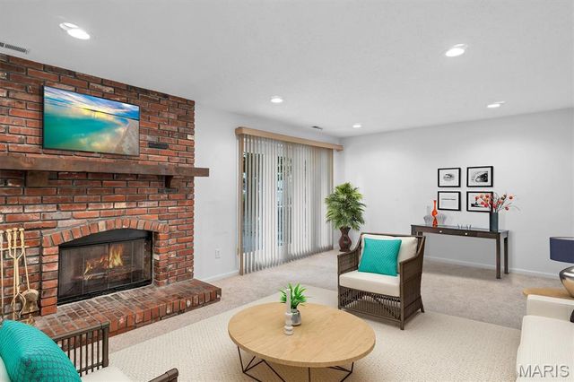16306 Westglen Farms Court, Ballwin, MO 63011