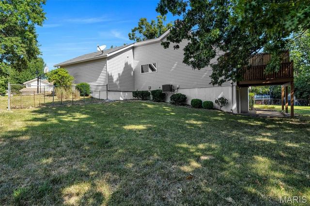 16306 Westglen Farms Court, Ballwin, MO 63011