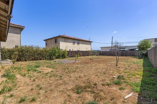 535 12th St, Imperial Beach, CA 91932