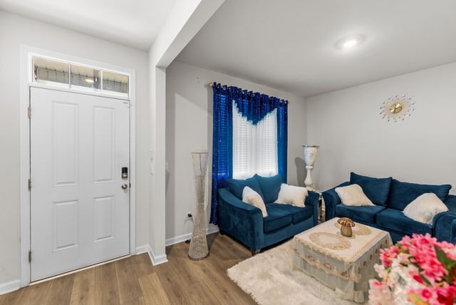 5636 Hickory Woods Dr, Antioch, TN 37013