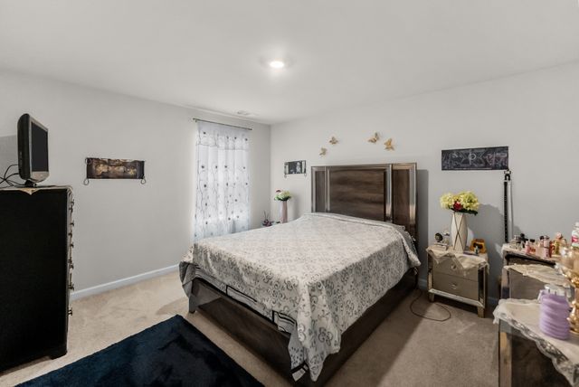 5636 Hickory Woods Dr, Antioch, TN 37013
