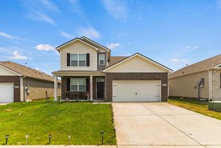 5636 Hickory Woods Dr, Antioch, TN 37013